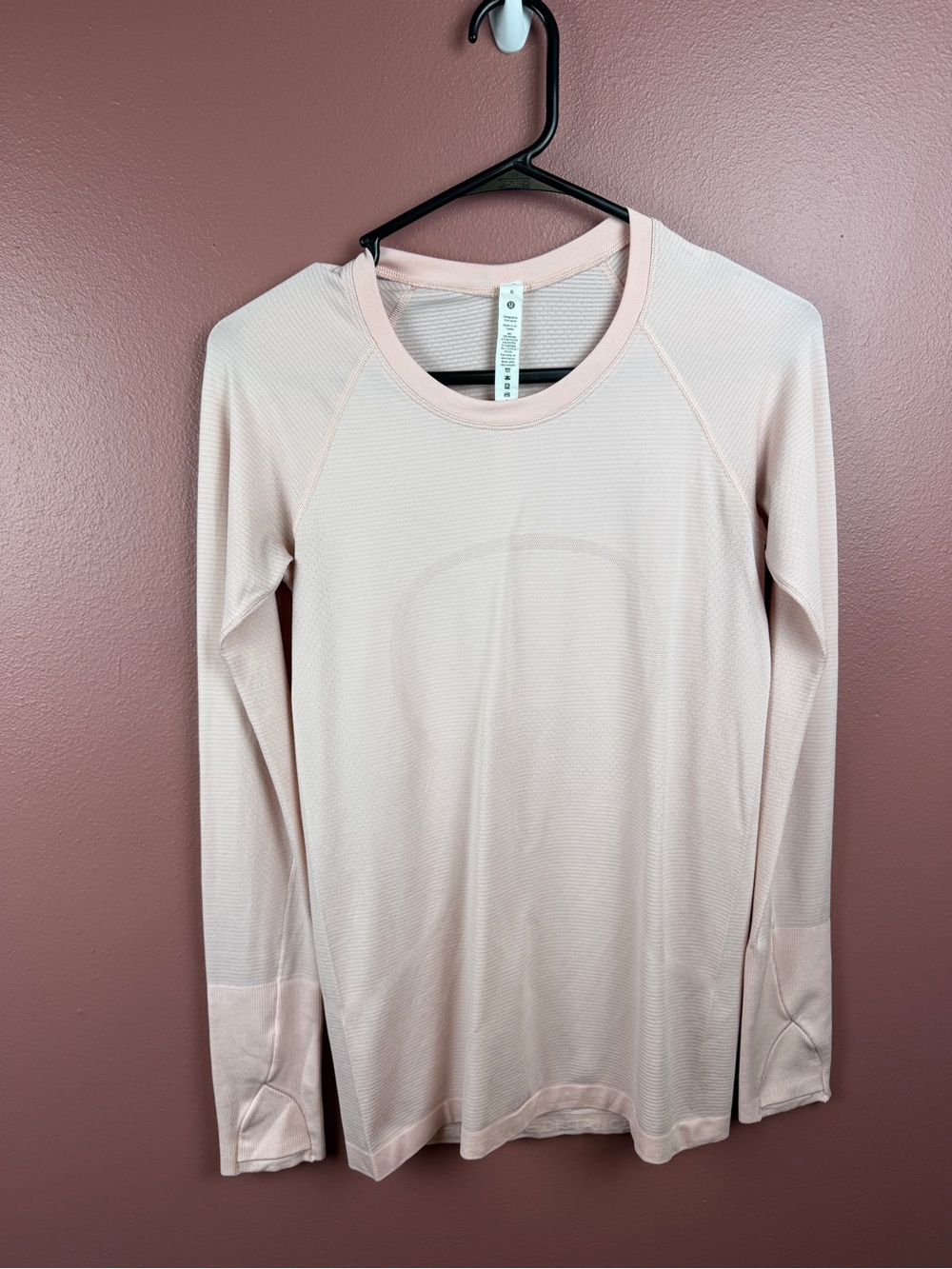 Lululemon Swiftly Tech Long-Sleeve Shirt 2.0 Baby Pink Blush Size 6